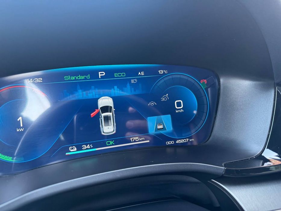 BYD Champion sotiladi