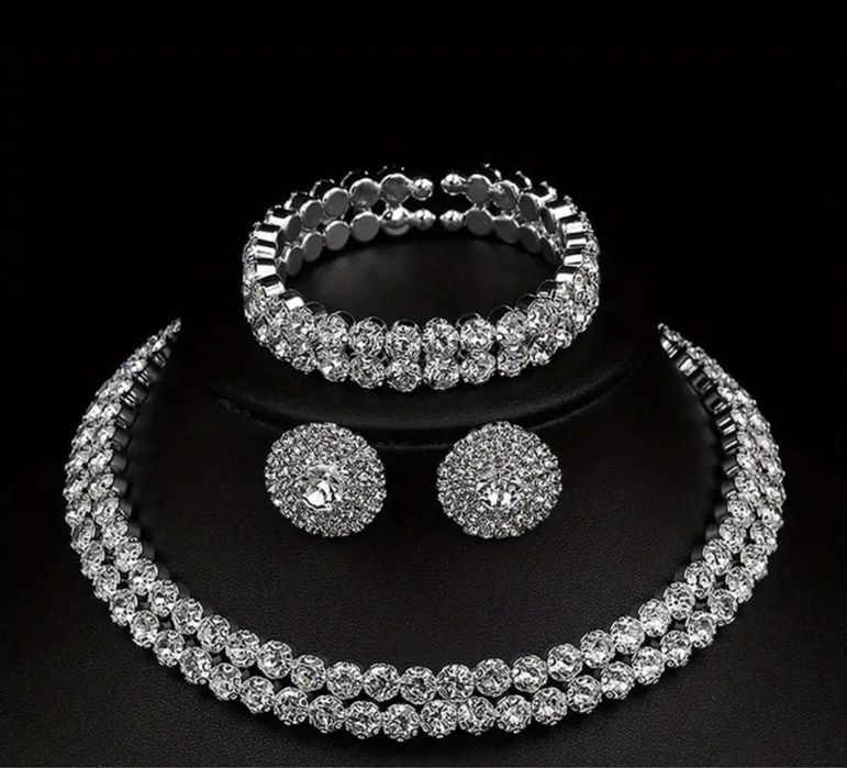 Комплекти бижута