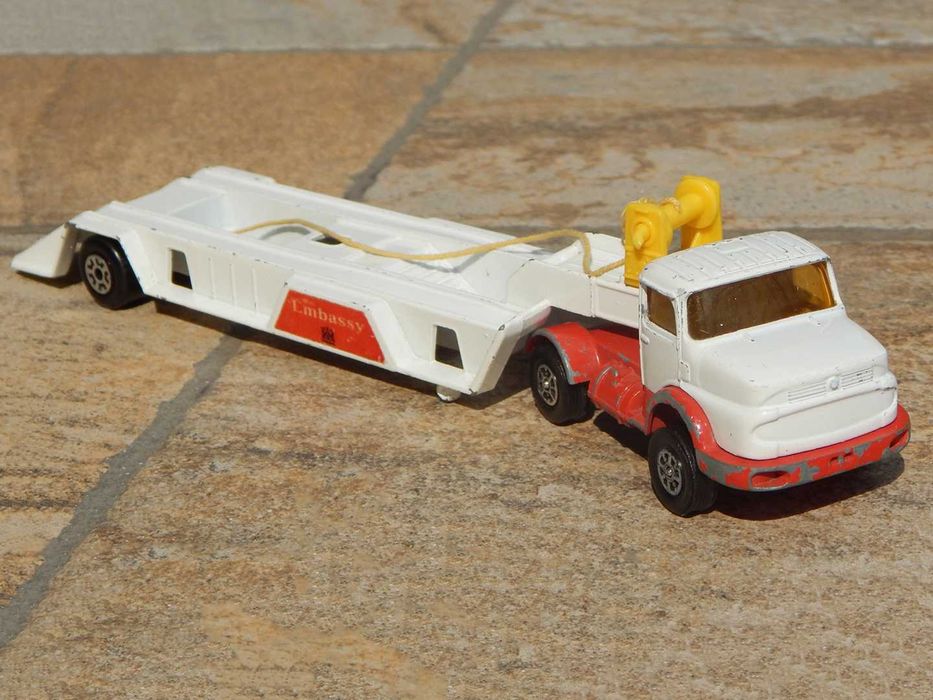 Macheta Mercedes LS 337 + semitrailer cap tractor camion Corgi Juniors