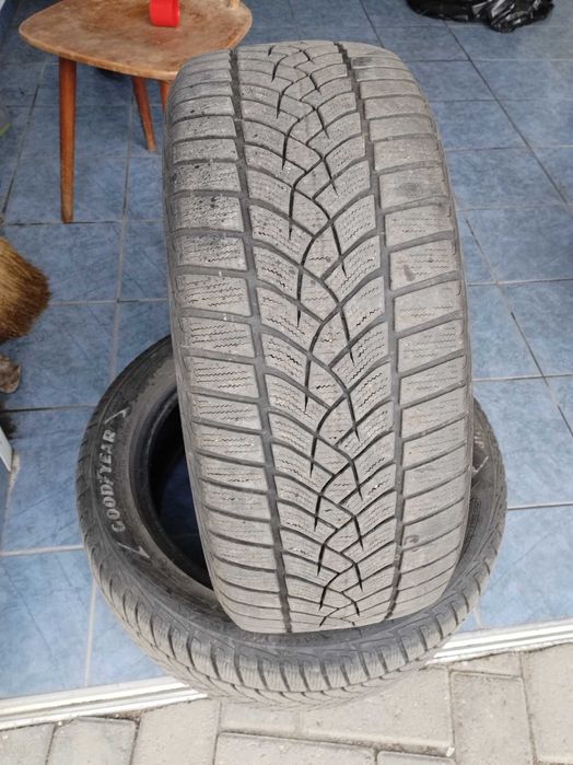 Cauciucuri de vanzare