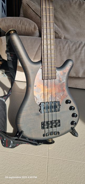 Chitara bass Warwick FNA