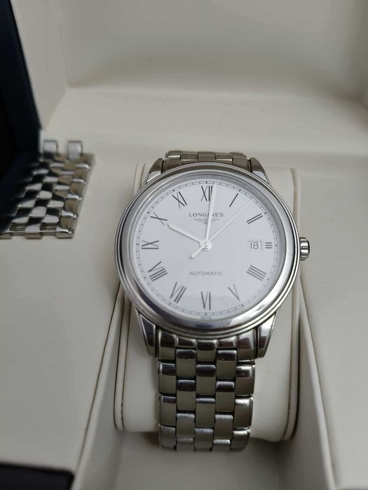 Longines - Flagship L 4.974.4.11.6 - 38.5 mm