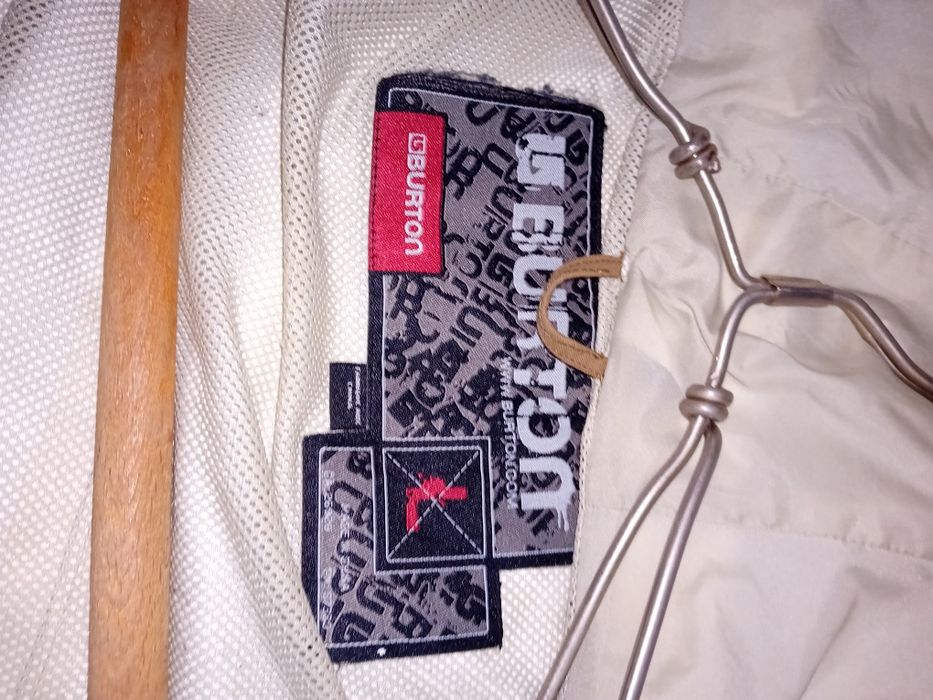 Geaca Burton iarna