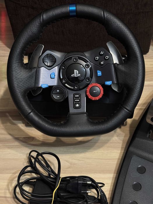 Волан и педали Logitech G29