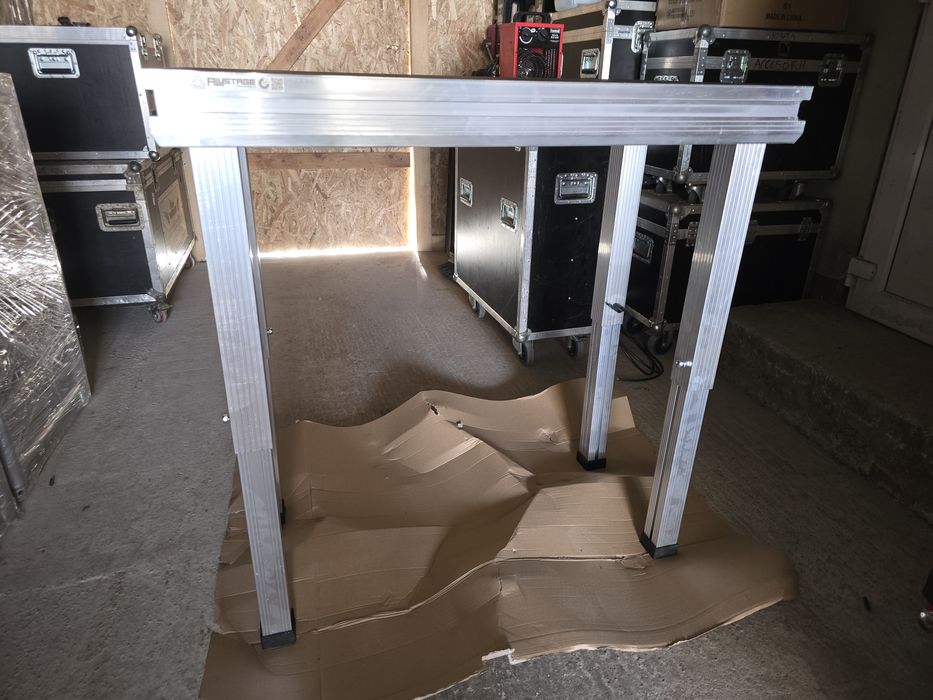 Placa podium pupitru dj dimensiuni de 150x60 cm  150x50 100x50