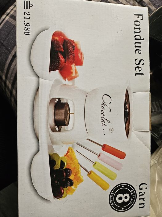 Сет за шоколад и плодове