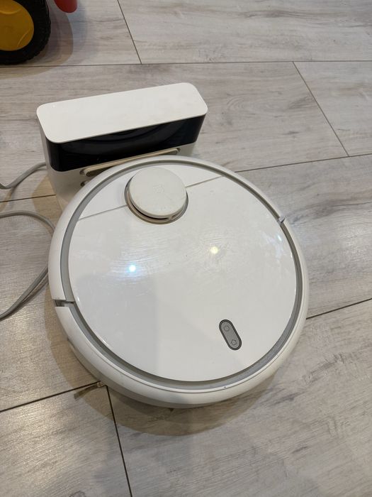 Продается робот пылесос Xiomi