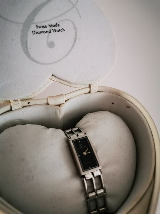 Ceas Christina London, cu diamante - Negociabil