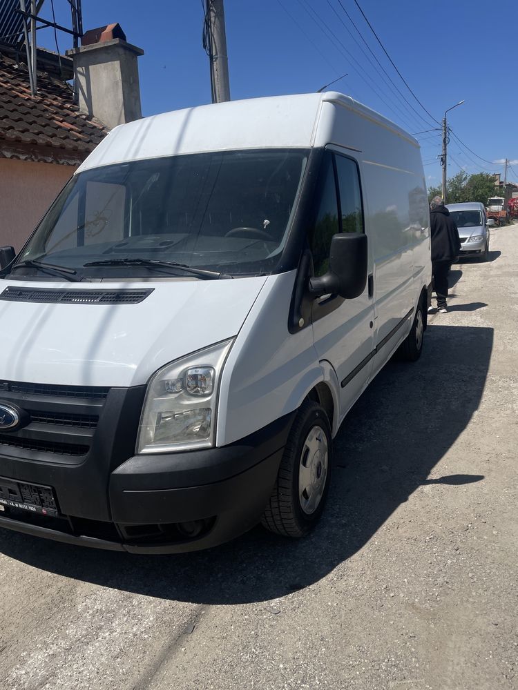 Ford Transit 2.2 Форд транзит средна база