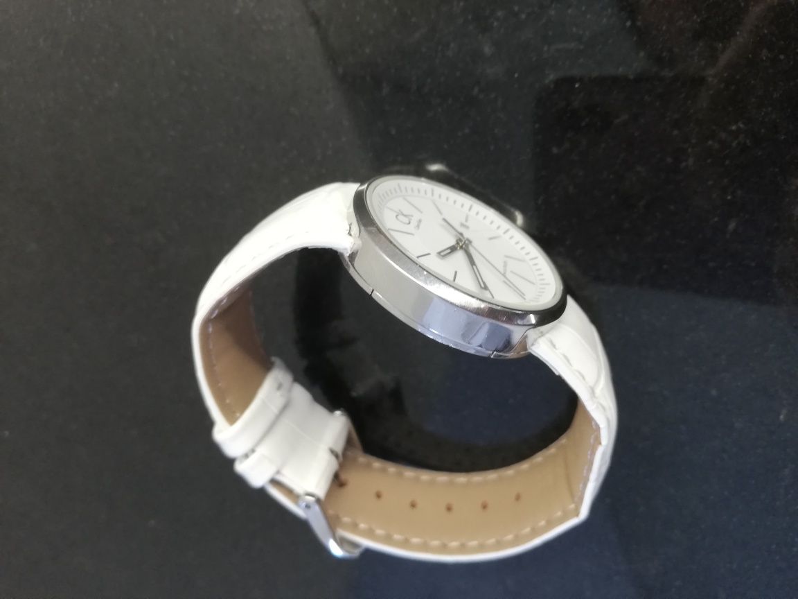 Часовник Calvin Klein