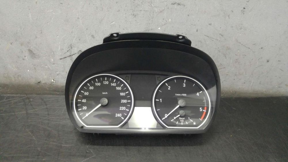 Ceasuri bord 2.0 d bmw seria 1 e81 e87 1041568 104277503