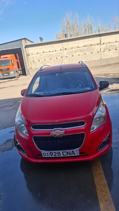 Spark narxi va xolati yaxshi