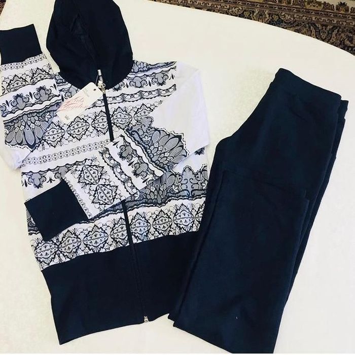 Спортивные костюмы для девочек