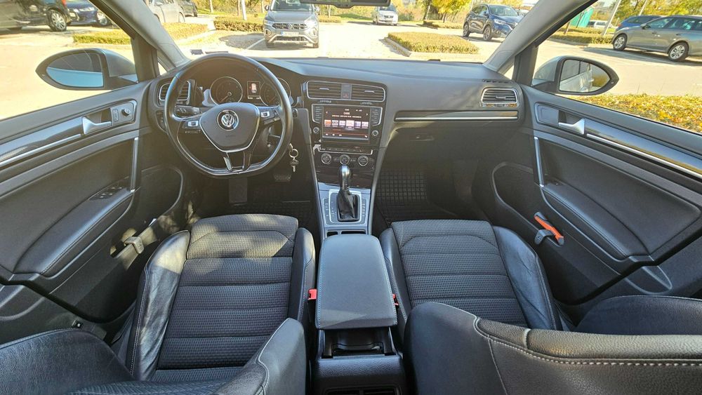 VW Golf 7 Variant 1.6 TDI Highline комби