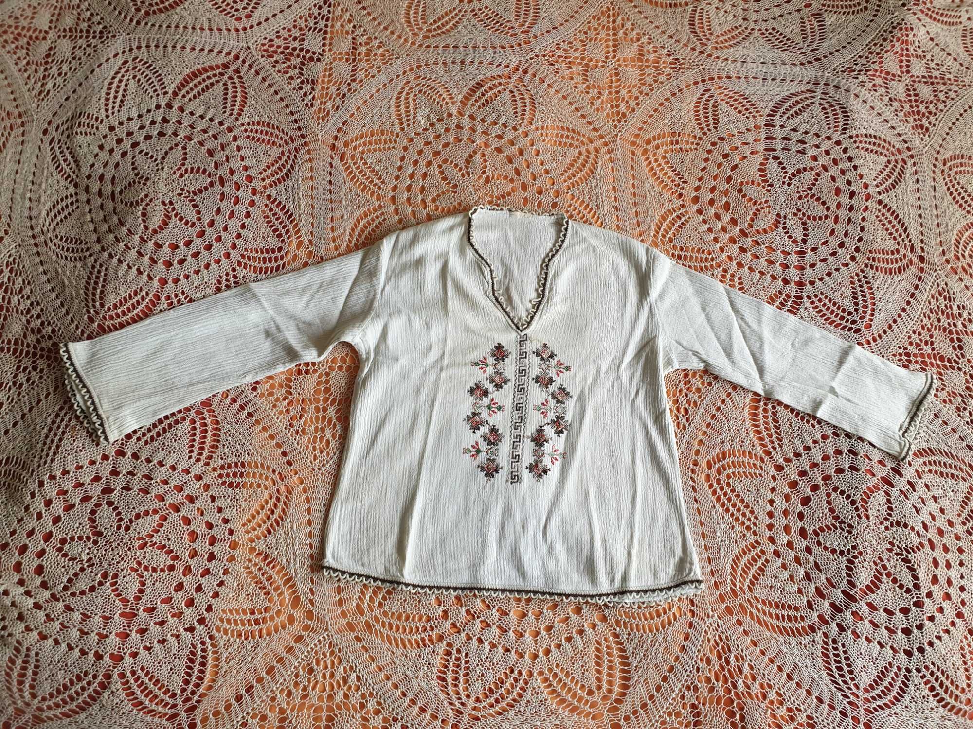 Автентични ризи от народна носия