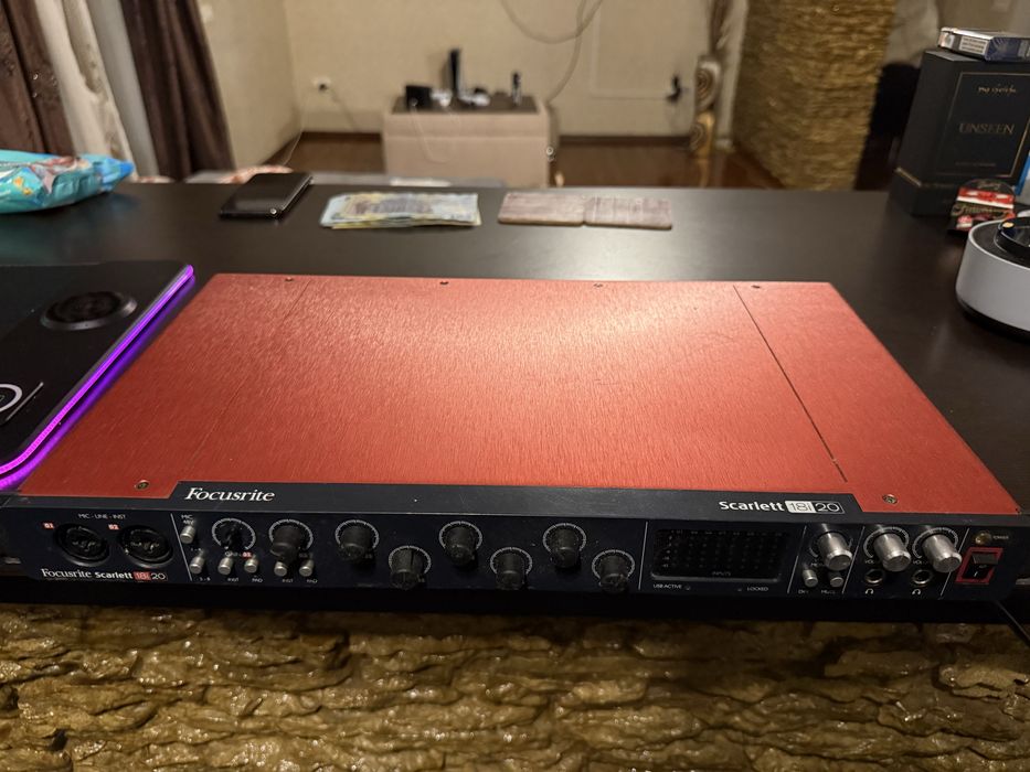 Placa de sunet FOCUS WRITE SCARLETT 18i20