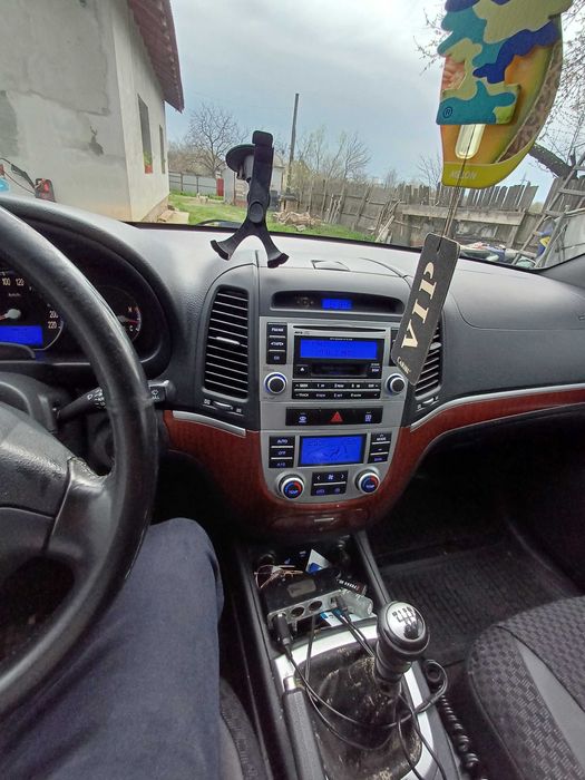 Vand sau schimb Hyundai Santa fe i