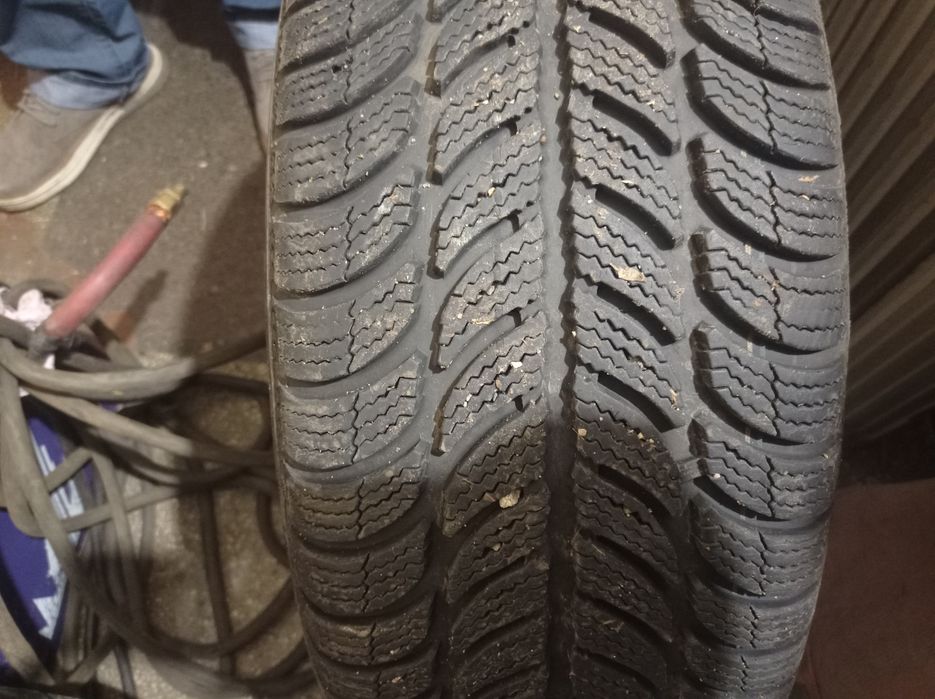 Зимни гуми 16" 205/55/16