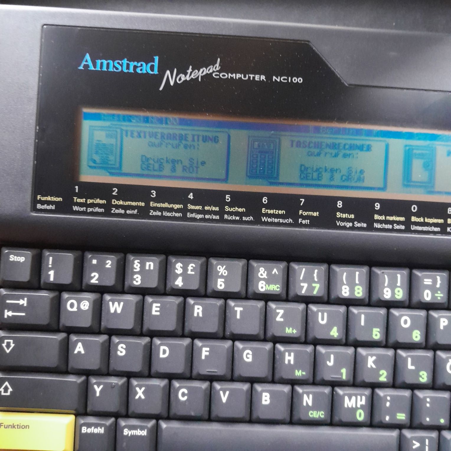 Amstrad NC100 / Notepad Computer