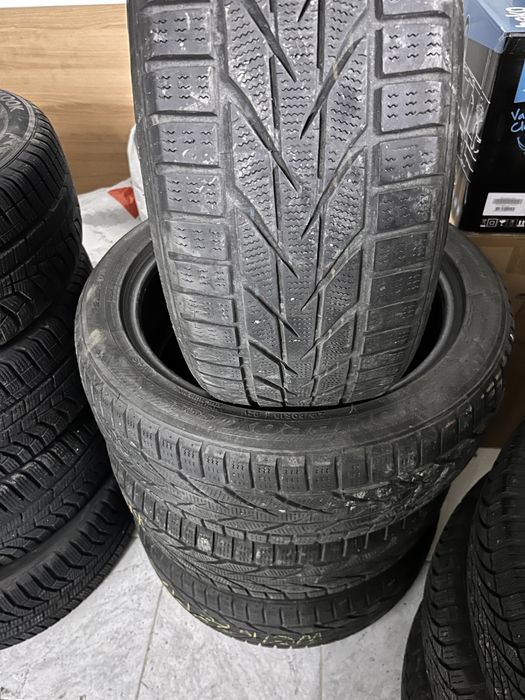 Cauciucuri 215/50 r18