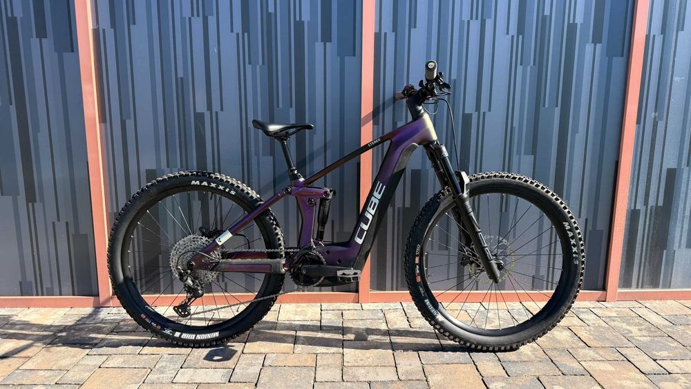 E-Bike Cube Stereo Carbon 750Wh 2024 ca NOUA bicicleta Bosch CX SLX S