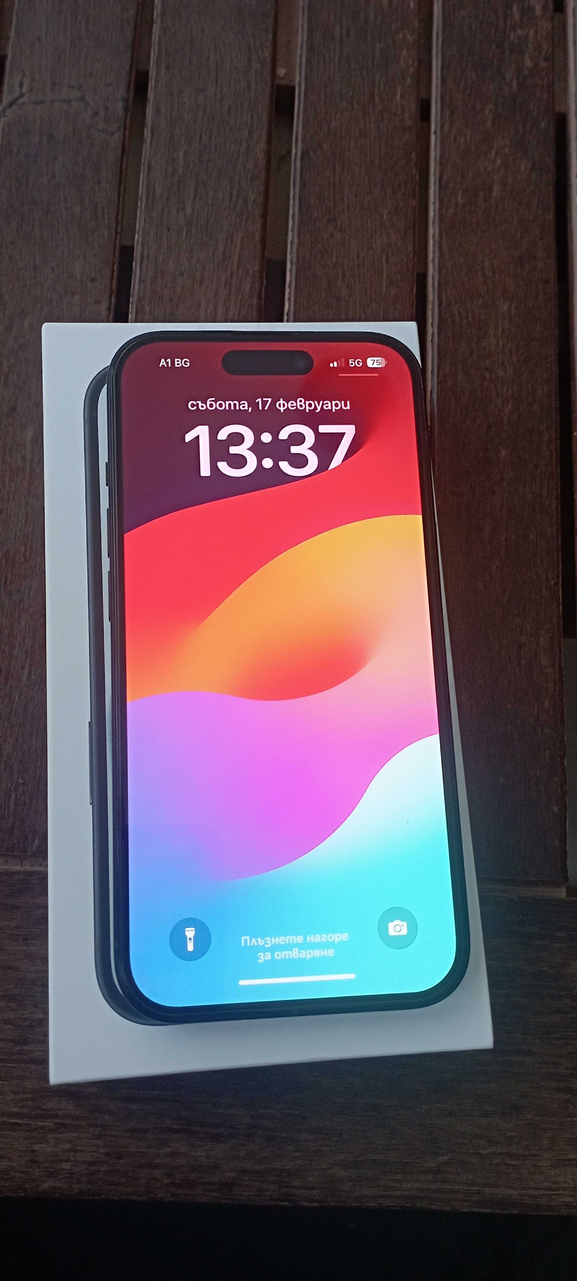 Iphone15 128GB в гаранция