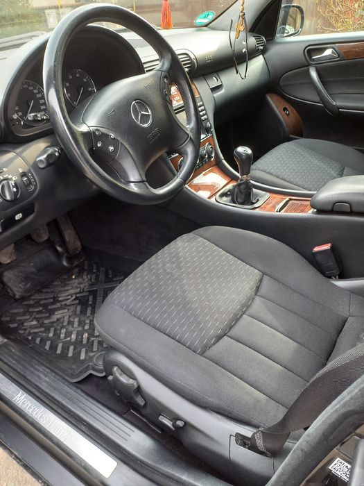 Mercedes-Benz w 203