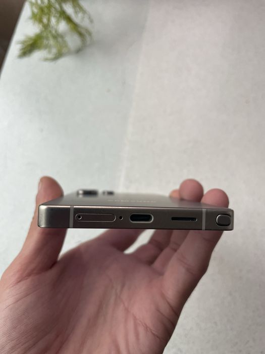 Samsung S25 Ultra impecabil