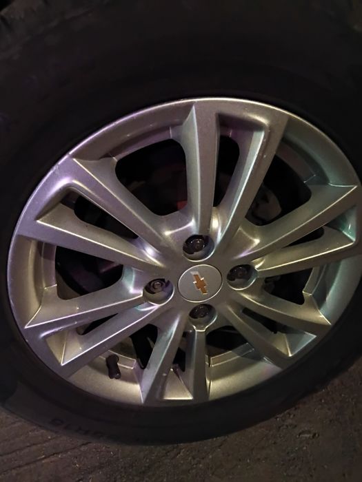 15 diska narxi 3.800 orginal aybi yoq