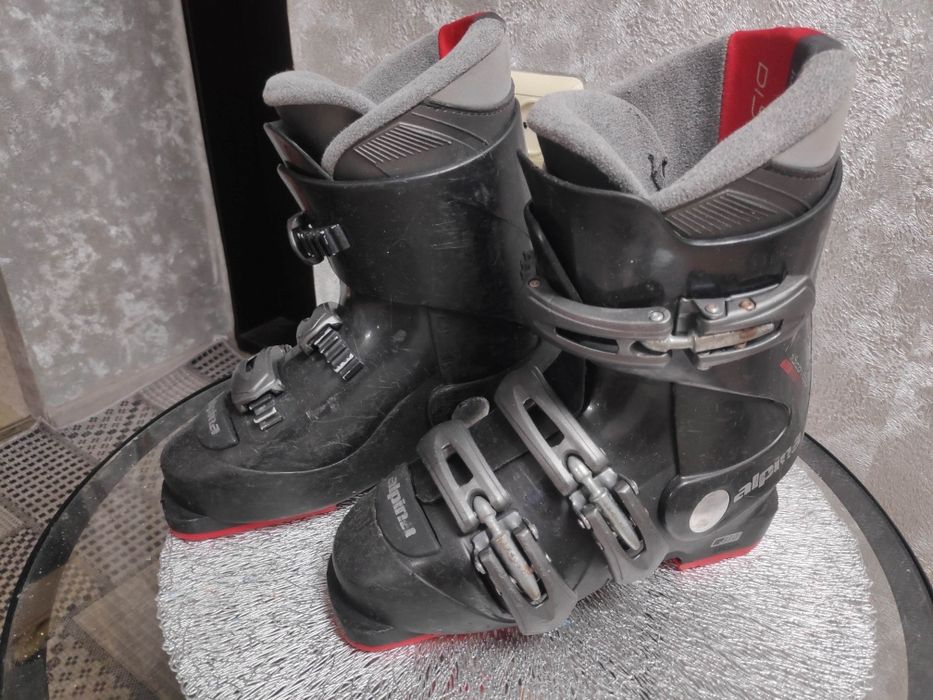 Горнолыжные ботинки детские, р.33