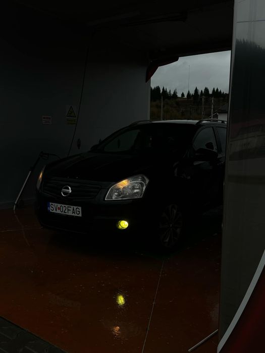 Vând Nissan Qashqai+2
