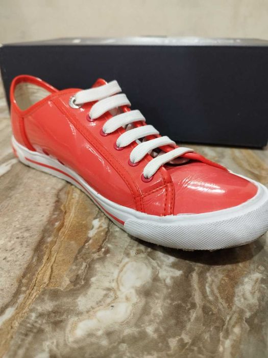 Armani Rosso anguria оригинални обувки / дамски