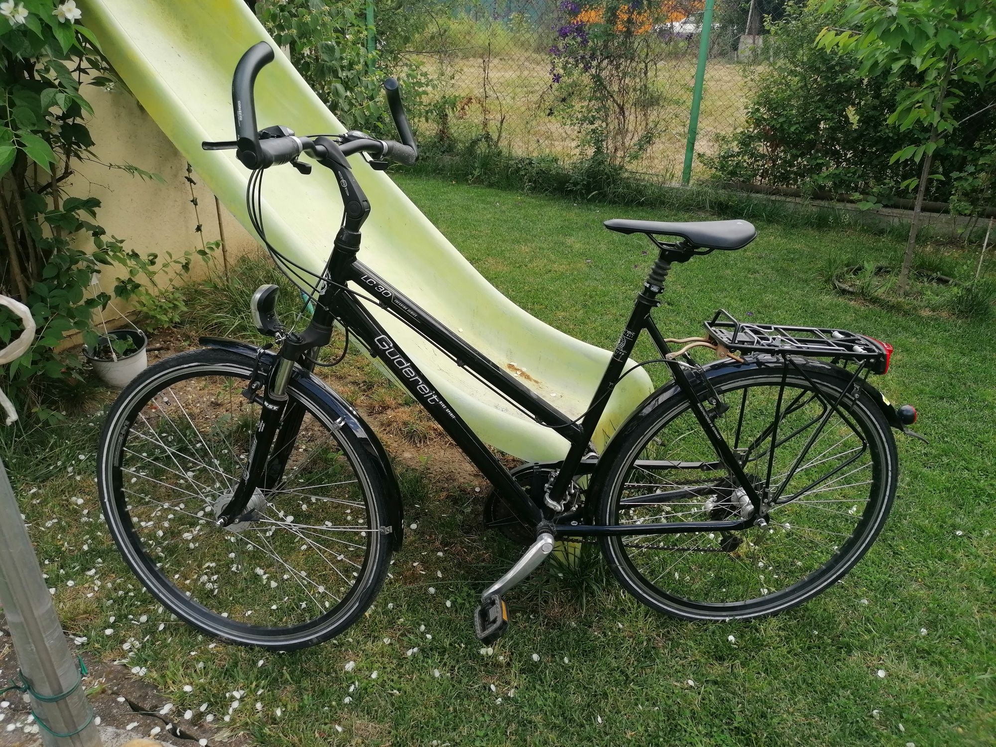 Bicicleta unisex aluminiu 28