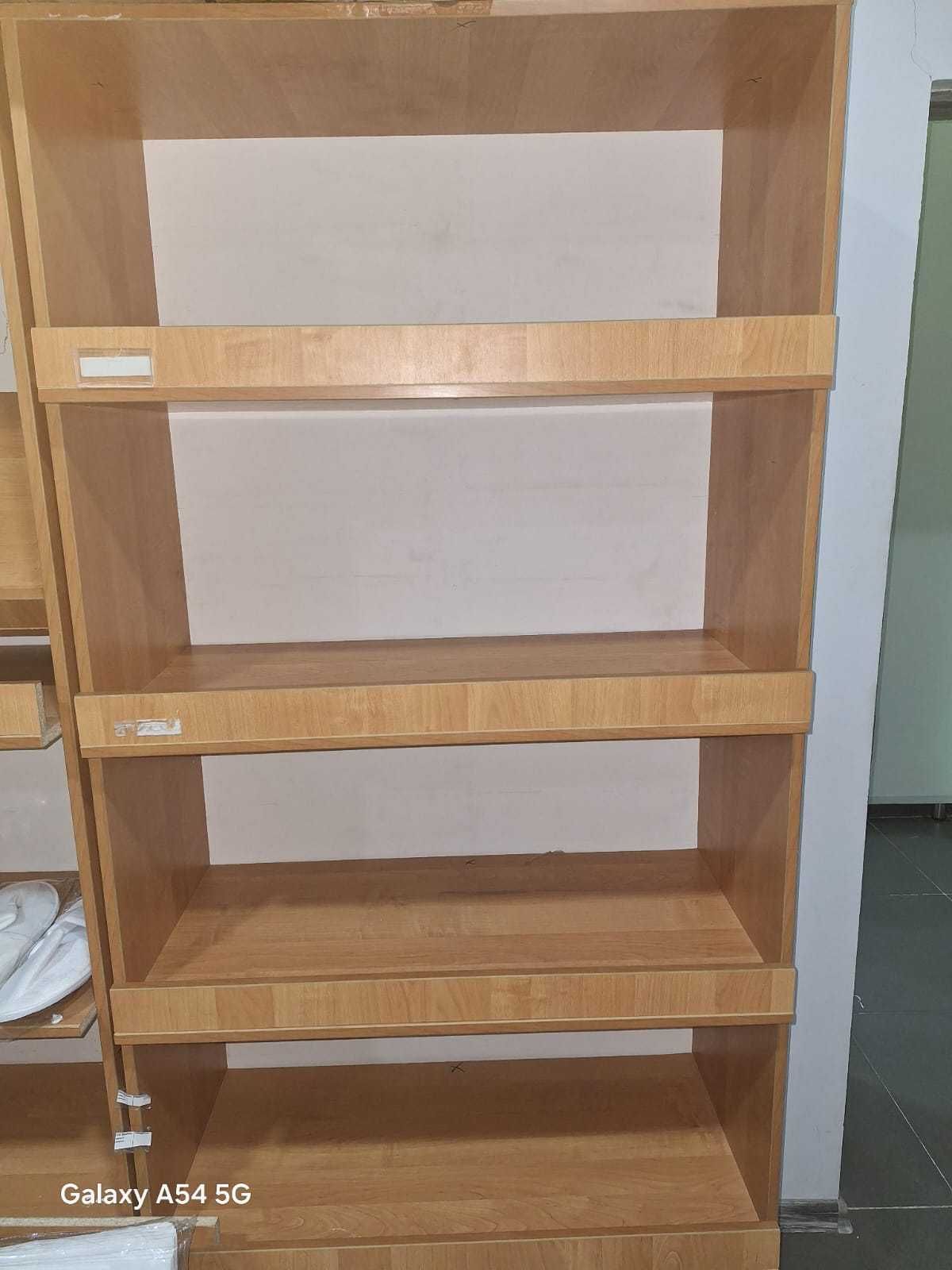 Продаем деревянные шкафы б/у.