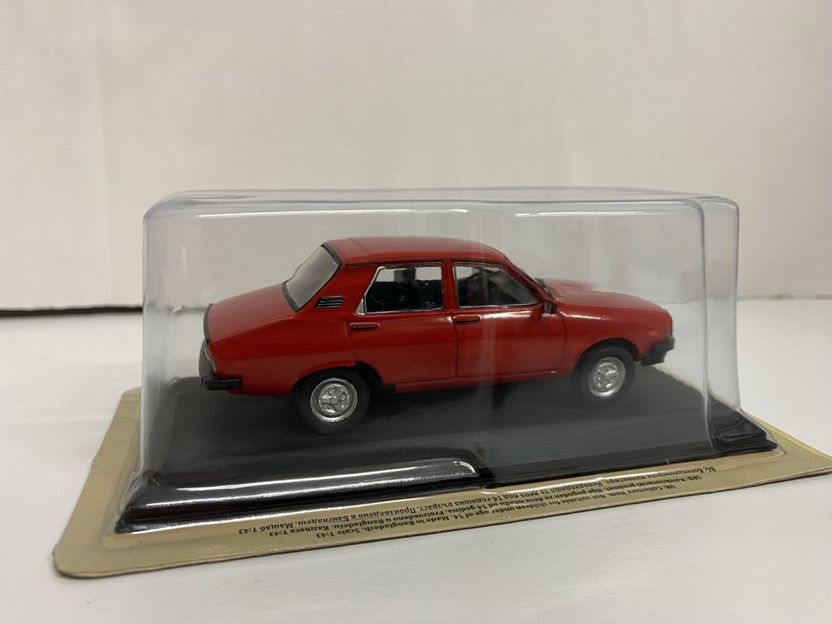 Dacia 1310 TLX machetă auto scara 1:43 (10cm)