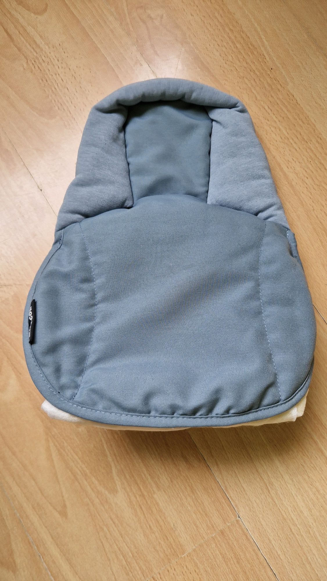 Столче / кошче за кола Maxi Cosi Cabriofix
