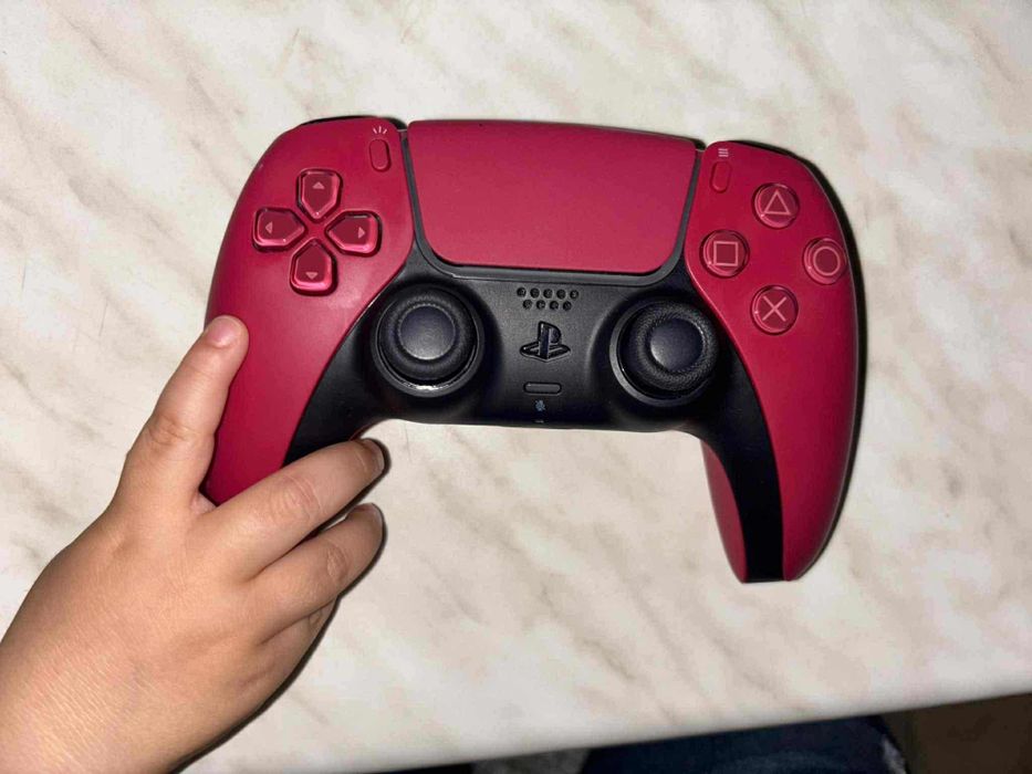 Джостик за PS5..