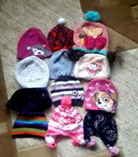 Сет 12 броя детски зимни шапки