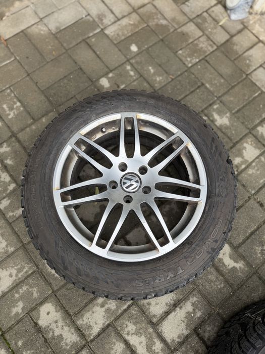 Jante + Cauciucuri iarna 215/60/17 5x112 ET 35 Volkswagen/Audi/Skoda