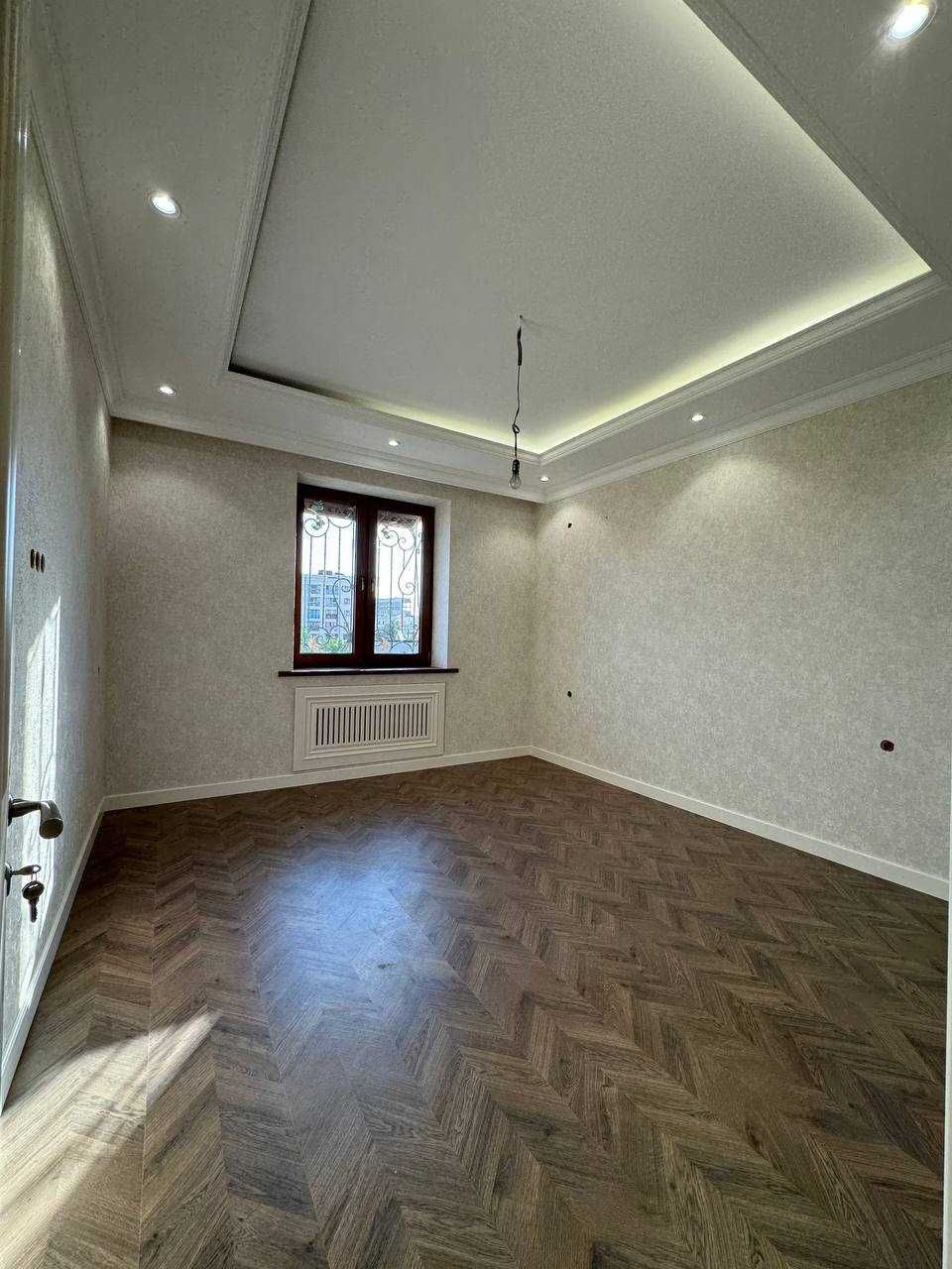Продается Новостройка ул.Нурафшон 3/3/3 кв.м 90 Цена 122000