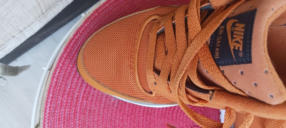 Nike AIR SAFARI nr 41.42 in cutie adidas new balance under armour puma