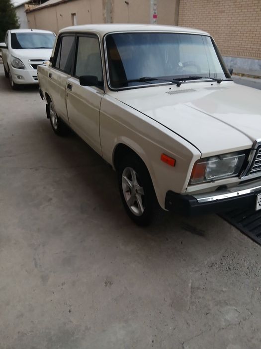 Vaz 2107 Sotiladi