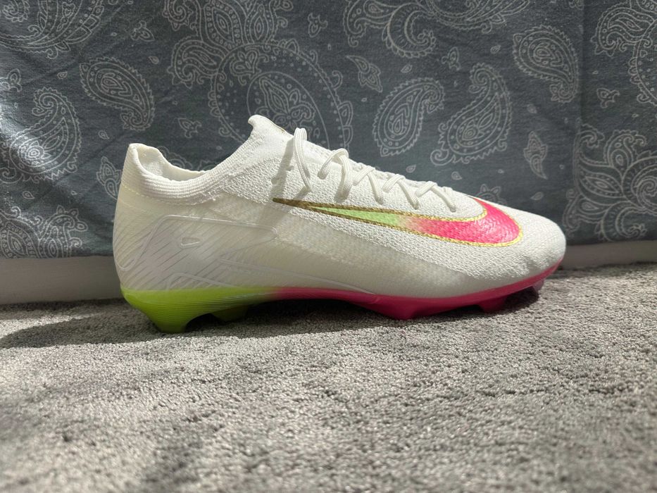 Ghete de fotbal nike mercurial elite