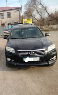 Продам Toyota Rav 4 (2013)