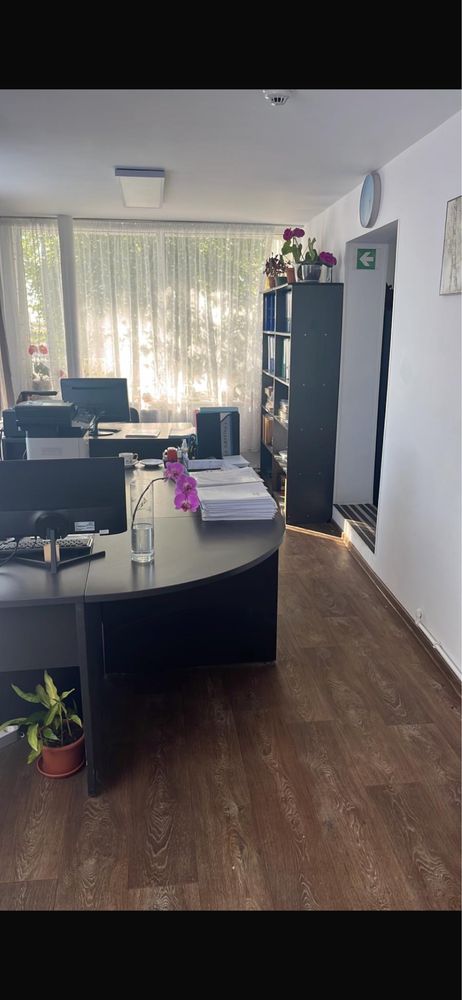 Vand cladire birouri  zona Platforma Dunacor (CFA) La 5 km de Braila