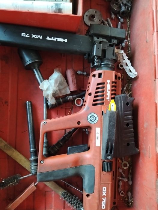 Pistoale cuie Pasolde / Hilti