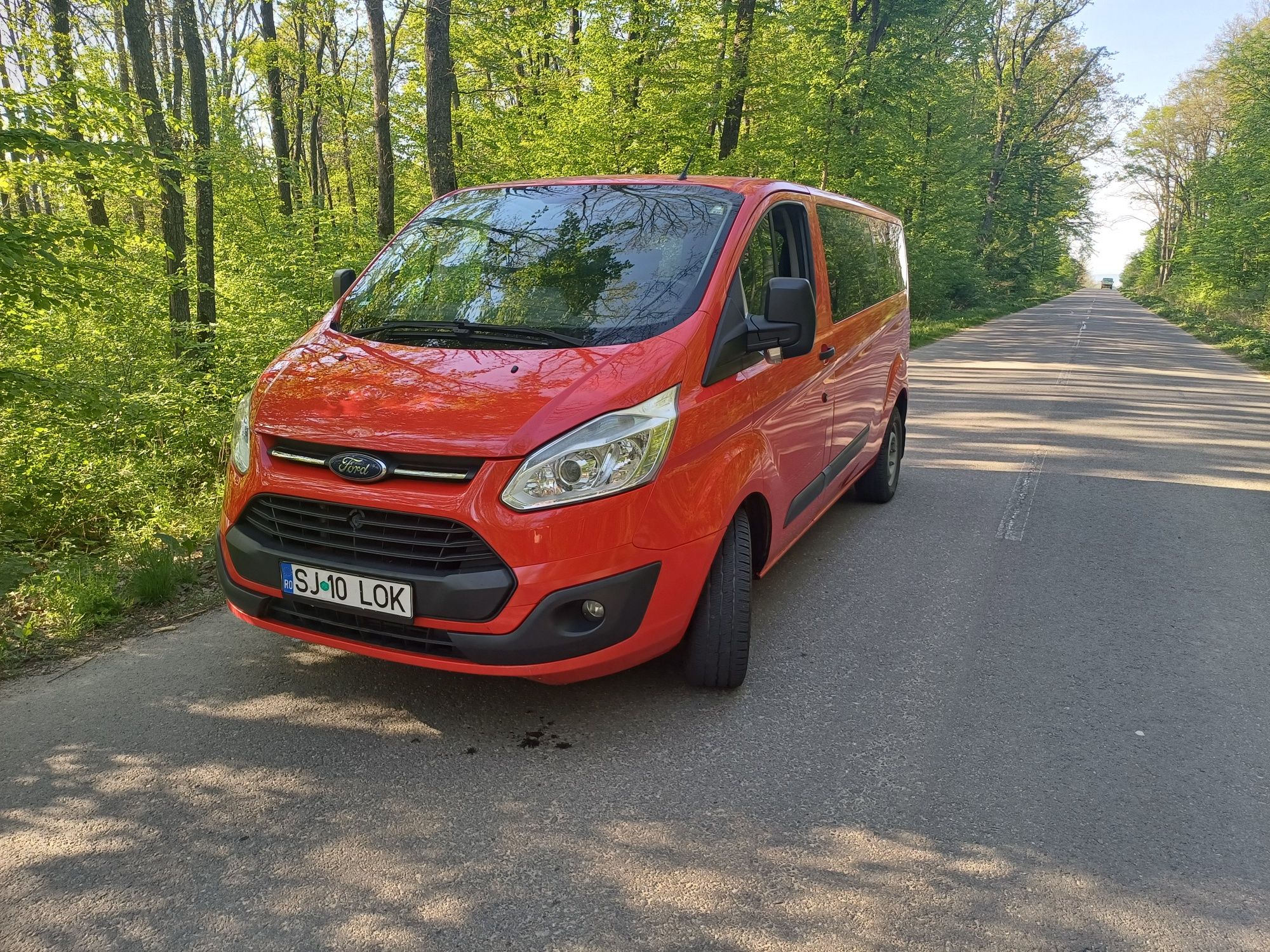 Vand Ford Transit Custom 8+1 Varianta Lunga