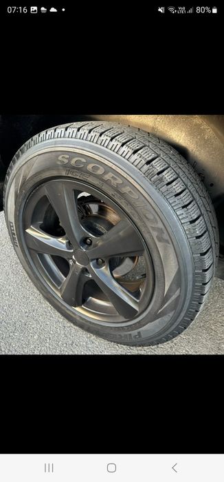 Jeep Cherokee Autoutilitara