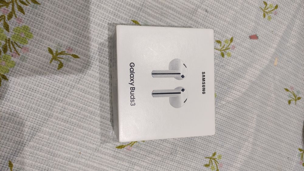 Căști Samsung Galaxy buds 3 și   încărcător wireless