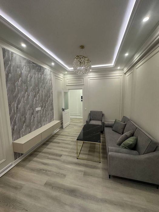 Продам 2-х комнатную квартиру 46м2 в ЖК "Euro house", ресторан Venezia